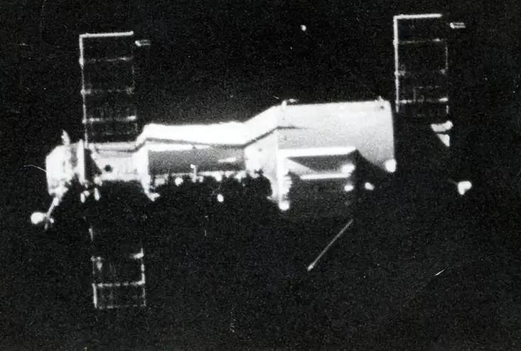 1971年，苏联飞船返回地球，打开舱门却发现三名宇航员已经死亡